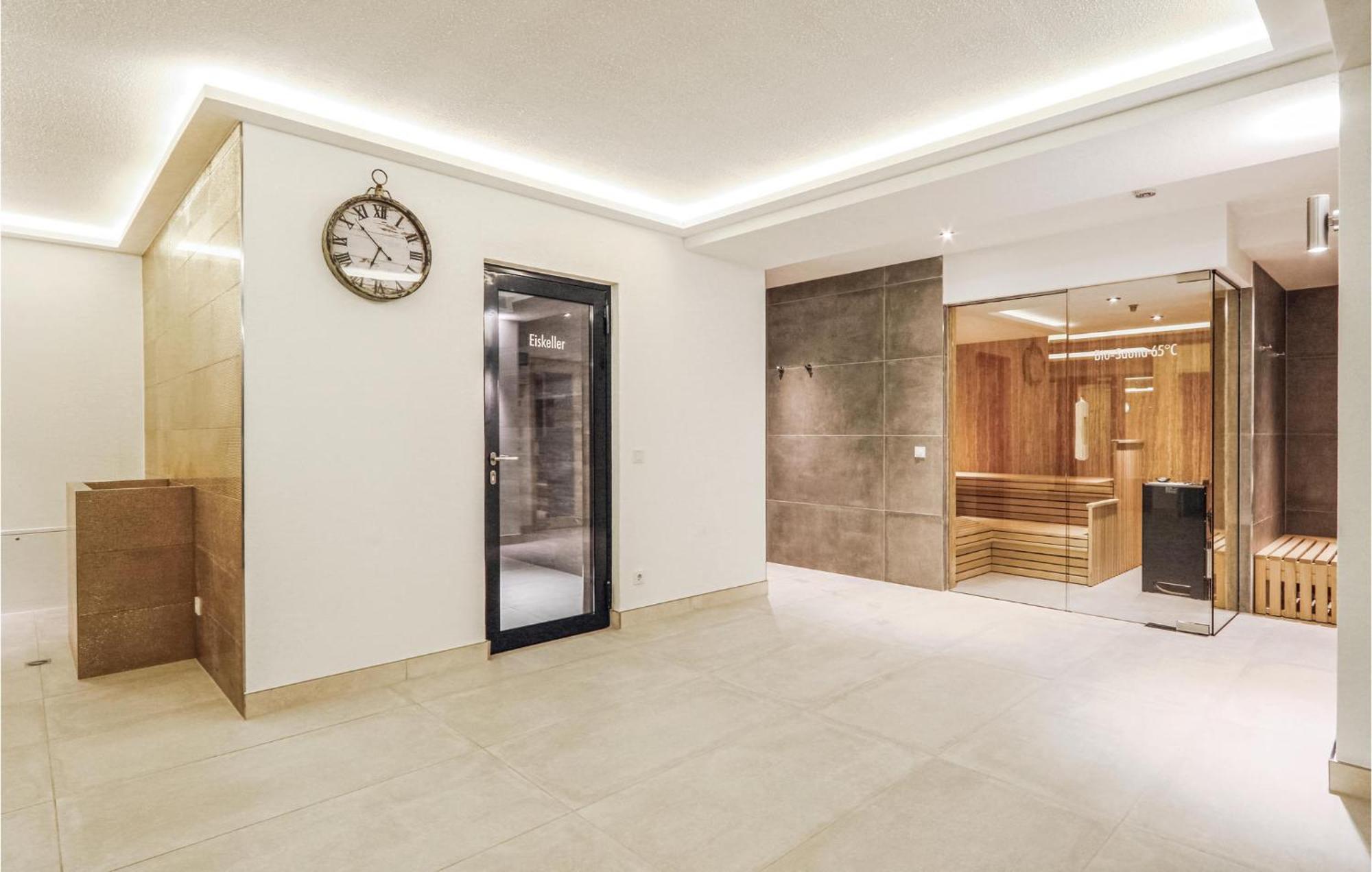 Prora Solitaire Avida Loft 6 *